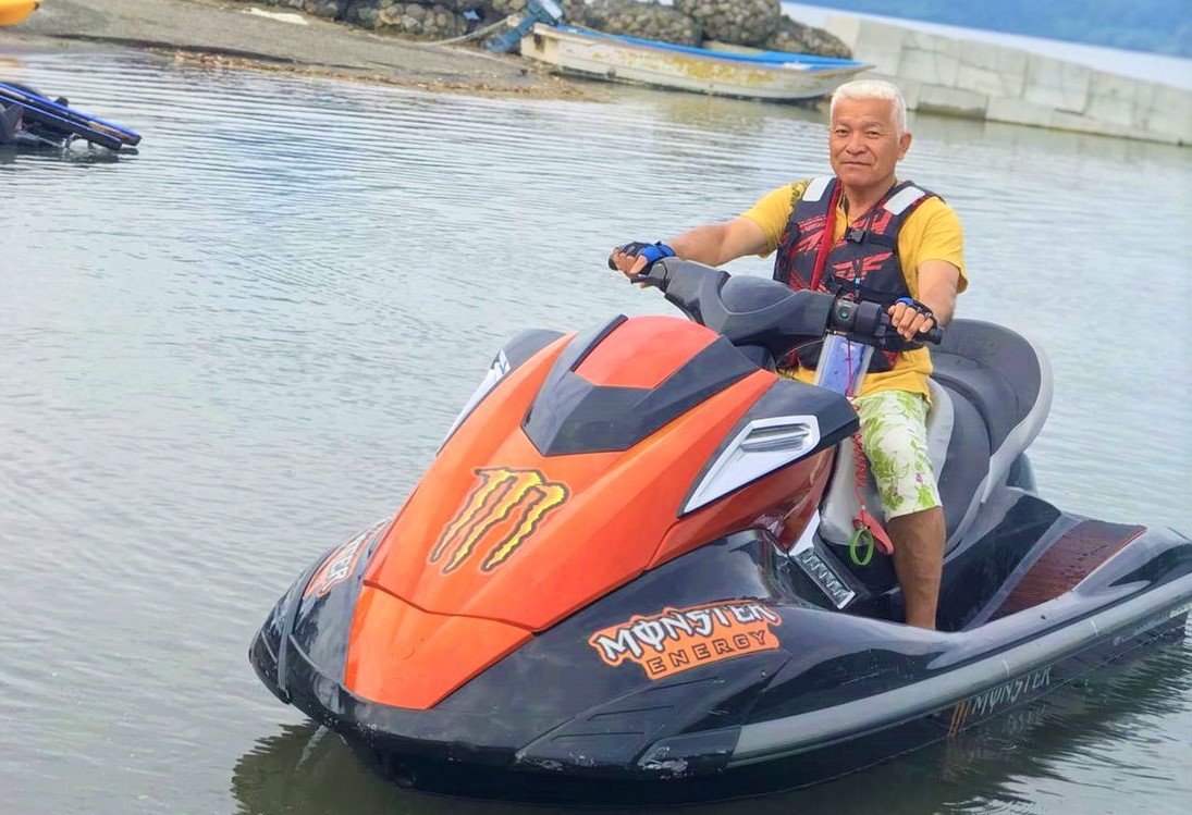 【池田湖でアクティビティ体験】水上バイク遊覧 15分間ペアチケット(えぷろんはうす池田/A-183)