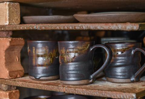 黒薩摩マグカップ(長太郎焼/A-035) 黒薩摩焼 工芸品 工芸 手作り 陶芸品 焼物 陶器 陶磁器 マグカップ 食器 生活雑貨