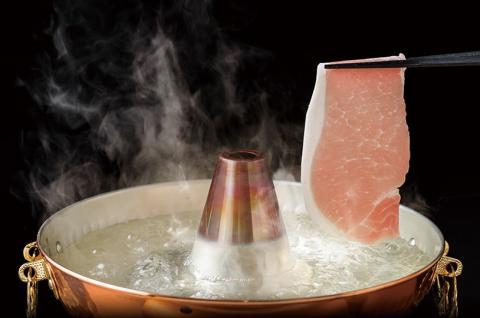 鹿児島 黒豚 ロース 1.0kg (老舗精肉 上高原/013-1009)