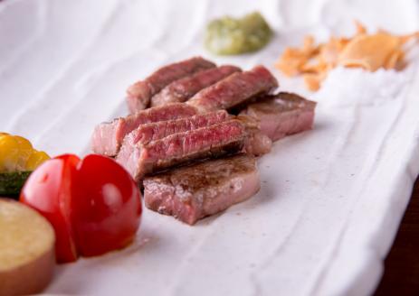 A5等級鹿児島県産黒毛和牛サーロインステーキスティック250g(カミチク/016-1193)