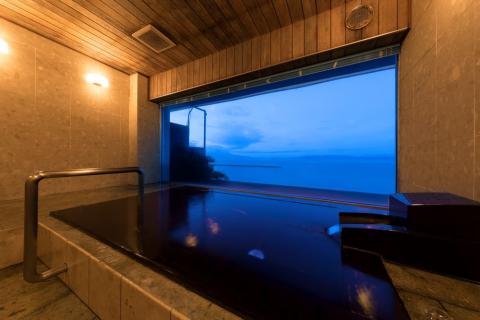 ＜1泊2食付ペア宿泊券＞指宿海上ホテル ロイヤルスイート和洋室 黒毛和牛雅コース(指宿海上ホテル/220-1175)　宿泊 観光 食事付 ビジネス 旅行 出張 温泉 宿