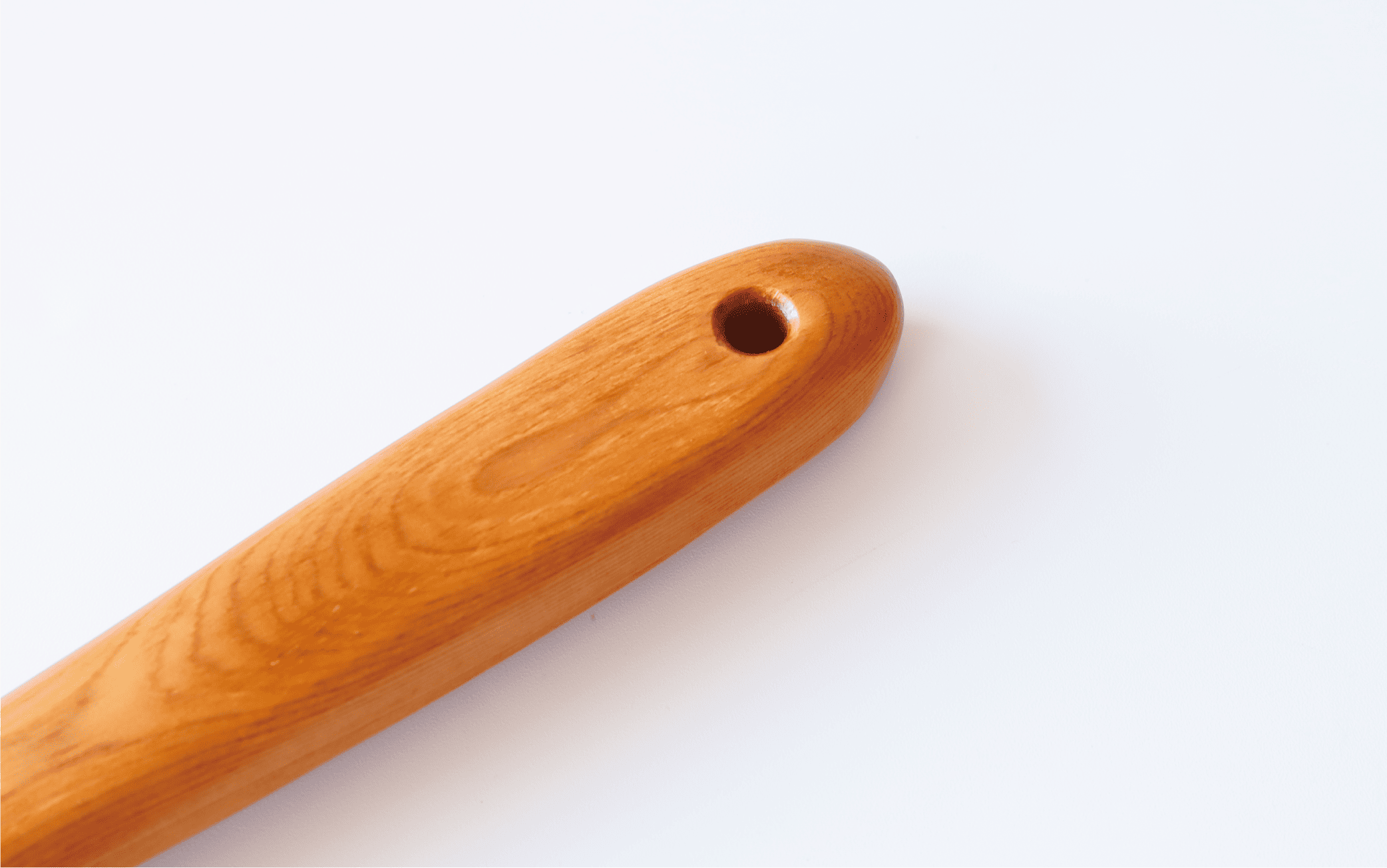 【屋久杉で創った】靴ベラ(高橋工芸/055-1874)工芸品 靴べら くつべら 玄関 おしゃれ シンプル シック 屋久杉 杉 木 木工 木材 インテリア 装飾 家 オリジナル 一点もの 手づくり てづくり 手作り 木目 手作業 職人 工芸 鹿児島 自然遺産