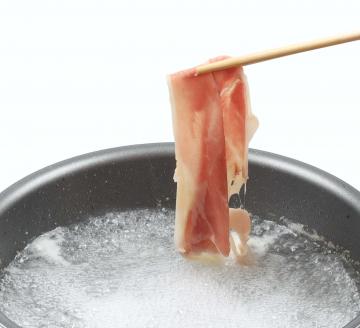 AS-815 黒あごだし付き鹿児島県産黒豚しゃぶしゃぶバラ（900ｇ）