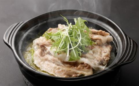 【12ヶ月定期便】鹿児島県産黒豚 6種詰合せ(約2.5kg×12回) 鹿児島 黒豚 ロース 肩ロース バラ 切り落とし ミンチ 小分け 豚肉 LS-302