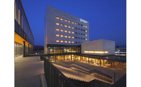 JS-005 S CUBE HOTEL by SHIROYAMA デラックスツイン 1泊2食付きペア宿泊券