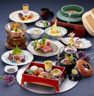 ES-006 S CUBE HOTEL by SHIROYAMA 割烹 縁 ペア食事券（乾杯ドリンク付き）