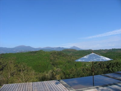 PK-002 天空の森「霖雨の森」ペア宿泊券(1泊2食付)温泉付きヴィラで完全プライベート1泊2食付きペア宿泊チケット【天空の森】宿泊券 宿泊 霧島市 温泉 チケット 食事 温泉 旅行