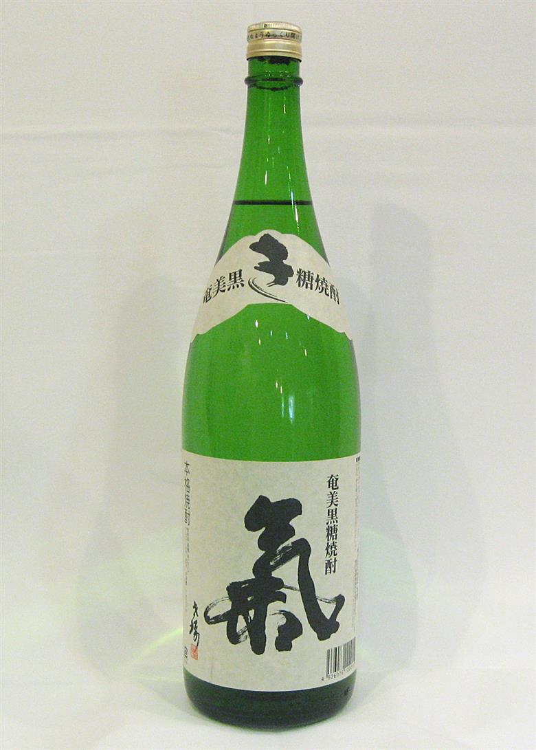 奄美黒糖焼酎「氣（白麹仕込）」25度 1800ml　A043-003