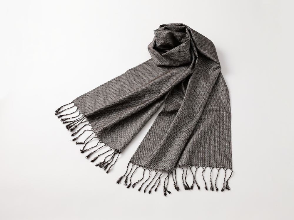 本場奄美大島紬 有馬柄ショール　A048-002