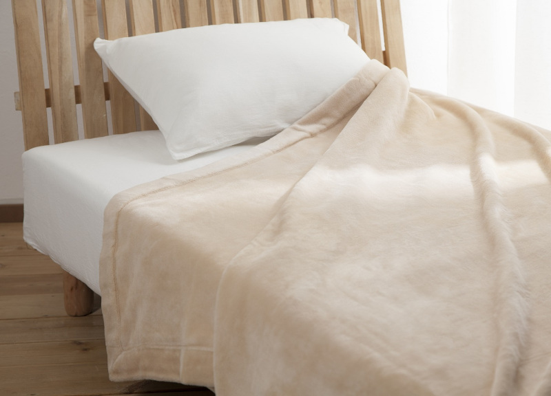 【アーダン】起毛シルク100％毛布（シングル）　A026-006