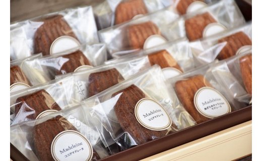 「豆と麦」の焼菓子（マドレーヌ2種）　A017-009