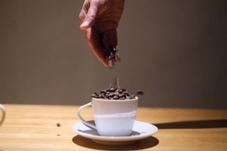 【人気の定期便 3ヶ月コース】自家栽培・自家焙煎【てるまに珈琲】スペシャルブレンドコーヒーギフトセット＜豆＞　A075-T01-01