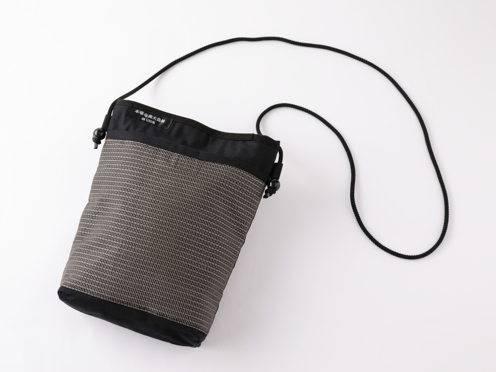 本場奄美大島紬 ショルダーバッグ　A048-005