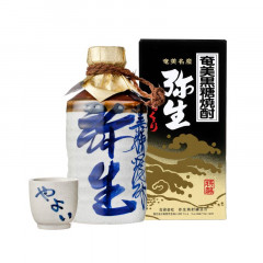 奄美でしか造れない黒糖焼酎「弥生とっくり」720ml　A024-009