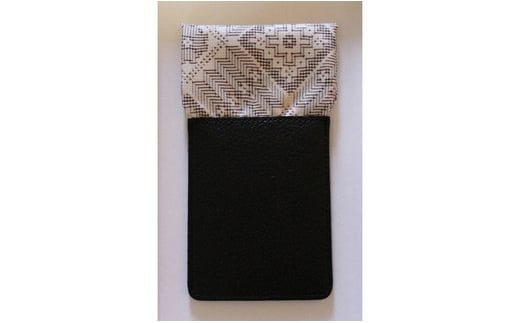 【ギフト用】本場奄美大島紬ポケットチーフ 白龍郷柄 スクエアタイプ　A018-007