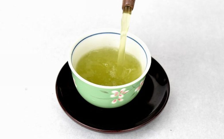 007-28 鹿児島県産茎茶「かりがね」1kg