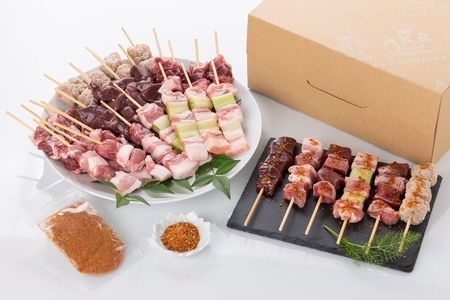 052-28 鹿児島県産黒豚串～焼とん～6本×5P（特製スパイス塩付き）