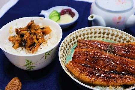 077-02 きざみうなぎ5袋と長蒲焼3尾セット