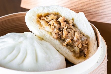 087-02 鹿児島黒豚100%使用!手包み黒豚まん12個