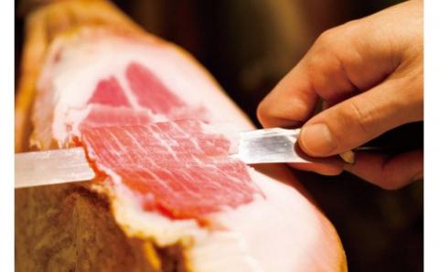 №30001-1 黒豚2年熟成骨付き生ハム（固定台付き）