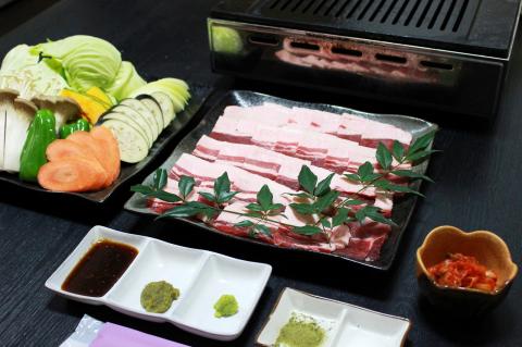 天然イノシシ肉（スライス厚め・冷凍）焼肉・鉄板焼き用 約500g×2P