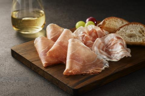 南州農場　黒豚２年熟成生ハム