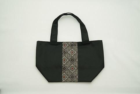 大島紬　三角トートバッグ（泥龍郷　赤）