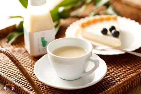 ～徳之島のヤマ・シークニ果汁入り～とくのしま甘ざけ（24本） ( 甘酒 あまさけ 甘ざけ あまざけ ドリンク 健康 鹿児島 奄美 徳之島 )