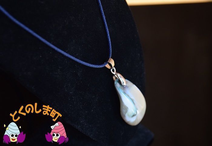 ～きらめきの島の宝物～夜光貝ネックレス