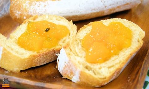 世界は美味しいに溢れている。ゴロッとマンゴージャム食べ比べ2種（160g）