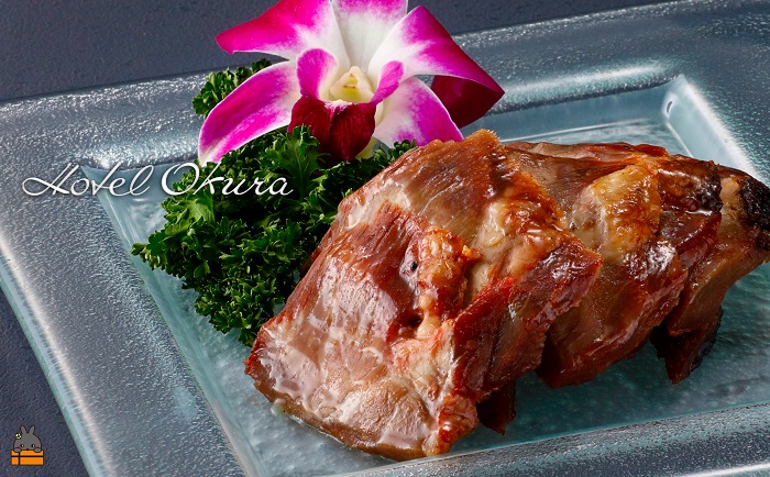 ホテルオークラエンタープライズ監修 徳之島産島豚グランドギフトB ( セット内容： 西京焼き ロースハム ベーコン チャーシュー )