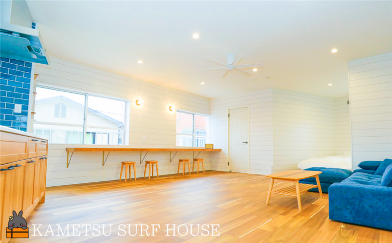 一棟貸しの宿 KAMETSU SURF HOUSE (1泊5名様) ( ホテル 宿泊 宿 一棟貸し 旅行 鹿児島 奄美 徳之島 亀津 無料駐車場有 世界自然遺産 )