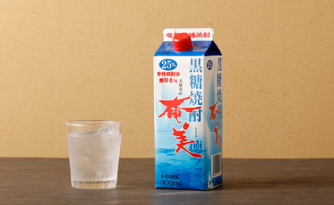 【年3回定期便】 黒糖 焼酎 奄美 900ml×3本セット 25度 3本×3回 合計9本 パック 糖質0【4ヶ月ごとに発送】 お酒 アルコール 鹿児島