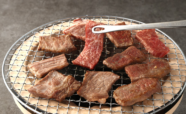 徳之島 天城町産 鹿児島育ち 鹿児島黒毛和牛 焼肉セット 2種盛り 合計200g  ロース カルビ 各100g