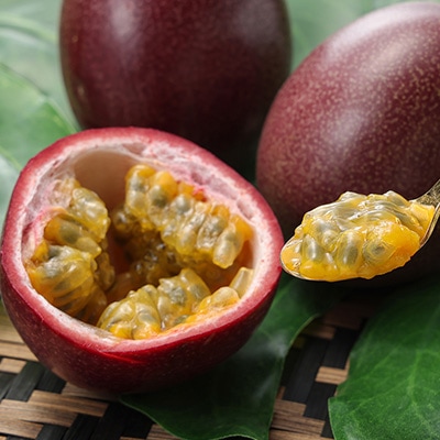 【2026年6月より順次発送】カツジファームのパッションフルーツ箱入り2kg(1kg箱×2)