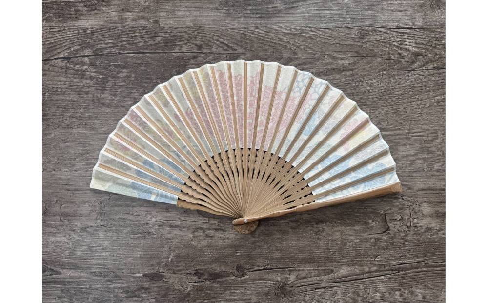 びんがたプリント月桃紙扇子〜首里のまちなみ〜