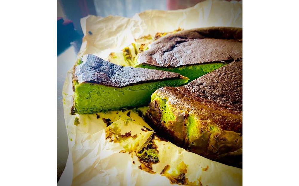 ビストロ・モンマルトル「ガトーショコラと抹茶のガトーバスク」