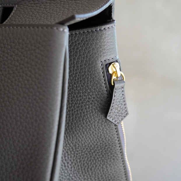 【灰】リュック兼トートバッグ 高級 完全ハンドメイド KABUTO_V30 TAIZAN