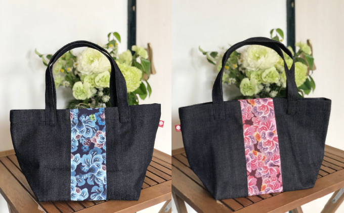 【クオーレ】ANNAデニムバッグ | 紅琉 BINRYU アラヤプランニング株式会社 | 沖縄 伝統工芸 びんがた 紅型 | テキスタイル 柄 花柄 | トート ミニバッグ マチあり お弁当バッグ 散歩バッグ バッグインバッグ クオーレ