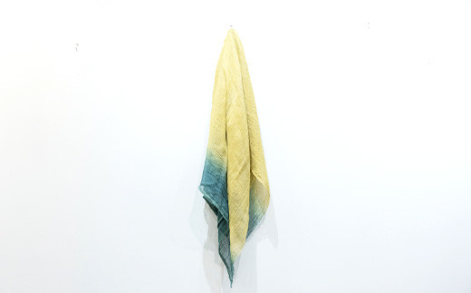 【石垣島の藍染工房】リネン 大判 ストール【カラー:藍×福黄】KB-177-ai 藍福黄グラデーション（大判）