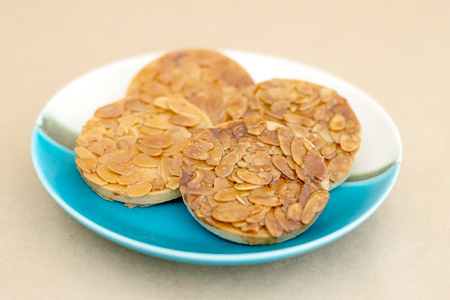 塩せんべいフロランタン 10枚入×2箱【合計20枚】塩キャラメル味＆黒糖キャラメル味【2種の味わい】【お土産でも大人気】 KB-22-1