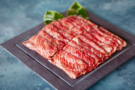 【産地直送】石垣の恵 石垣牛 すき焼き 1kg【日本最南端の黒毛和牛】KB-98