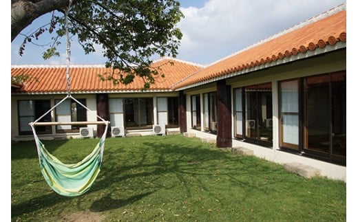 炭火焼肉レストラン石垣屋　食事券(プレミアムコース) YI-5-1 