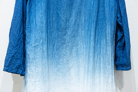 【石垣島の藍染工房】羽織ロング 1着【手作り】【カラー:グラデーション】【サイズ:Mサイズ】KB-154-graM-1