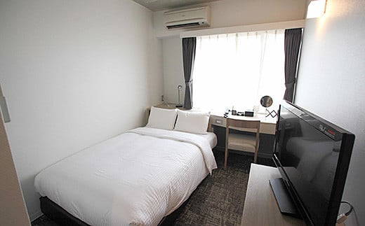 ホテルエメラルドアイル石垣島宿泊券　セミダブルベット２名様（無料朝食付）EI-002 セミダブルベット2名様