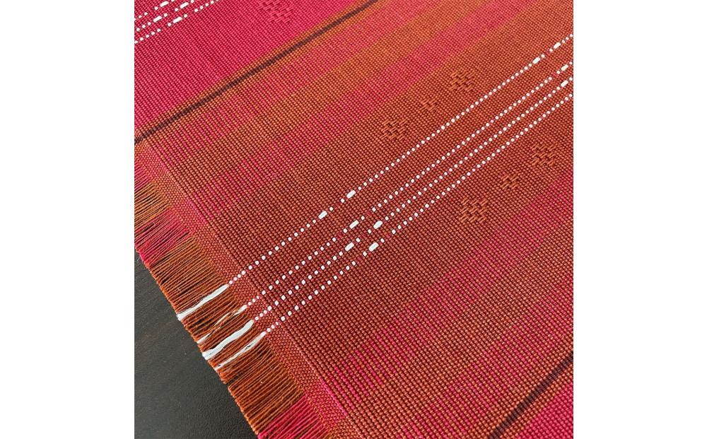 【テーブルセンター（赤）】うらそえ織