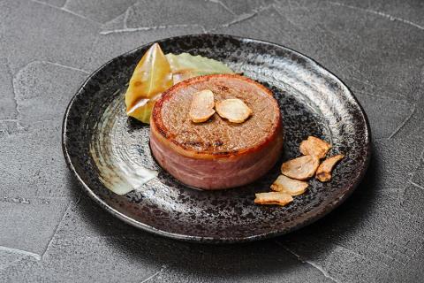 フィレミニオンステーキ(牛ヒレべーコン巻）約800g（約100g×8個）