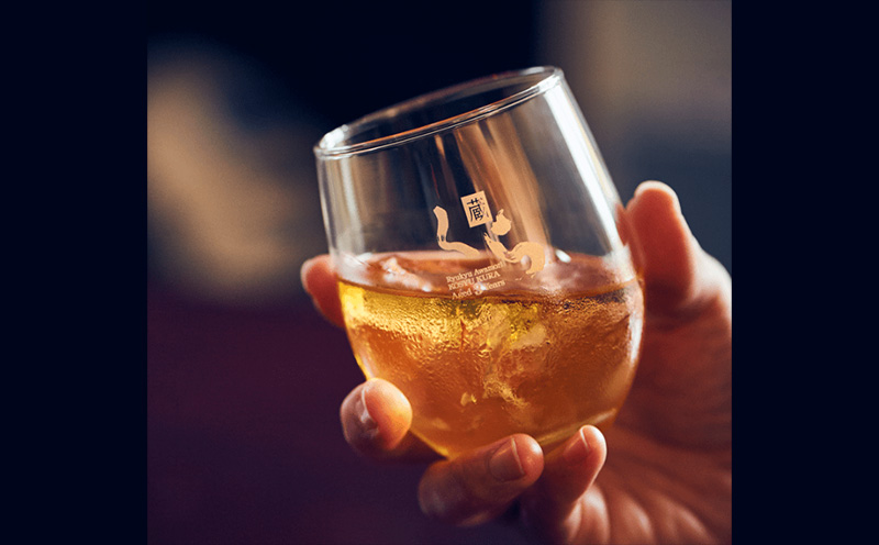 ヘリオス酒造【沖縄泡盛くら原酒シリーズ】くら原酒8年　40%　700ml