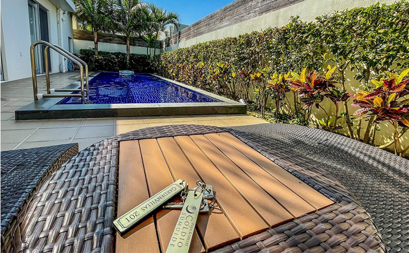 アーマンスイートヴィラ済井出　１棟貸し（８名様まで）3泊素泊り宿泊券 宿泊 チケット 宿泊券 観光地 旅行 観光 宿泊施設 ヴィラ ファミリー 家族 カップル 友人 バカンス 贈り物 プレゼント 人気 おすすめ 沖縄 白い砂浜 ビーチ