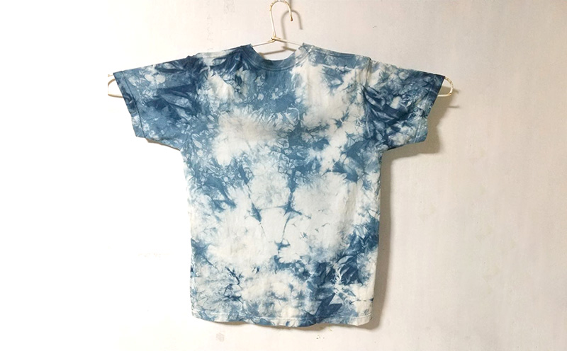 【琉球藍染ちょく工房】琉球藍染めＴシャツ ～ムラ染め～